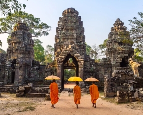 VƯƠNG QUỐC CAMPUCHIA "Xứ sở chùa tháp" và đền Angkor Wat Nền văn hóa lớn nằm ở khu vực Đông Nam Á.
