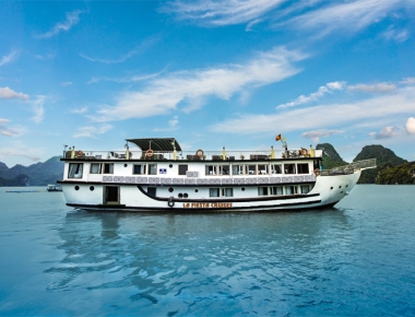 Tour Hạ Long ngủ trên Du Thuyền La Fiesta Cruise 4 Sao