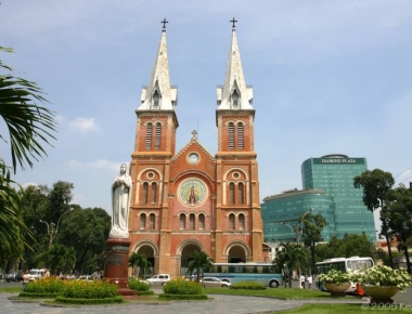 Ho Chi Minh City & Cu Chi Tunnel