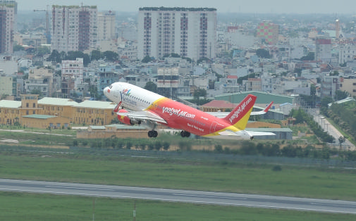 Khai trương đường bay TP.HCM - Kuala Lumpur, Vietjet lại khuyến mại “khủng”