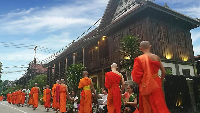 DU LỊCH LÀO
