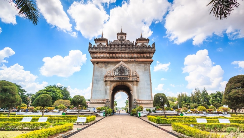 DU LỊCH LÀO